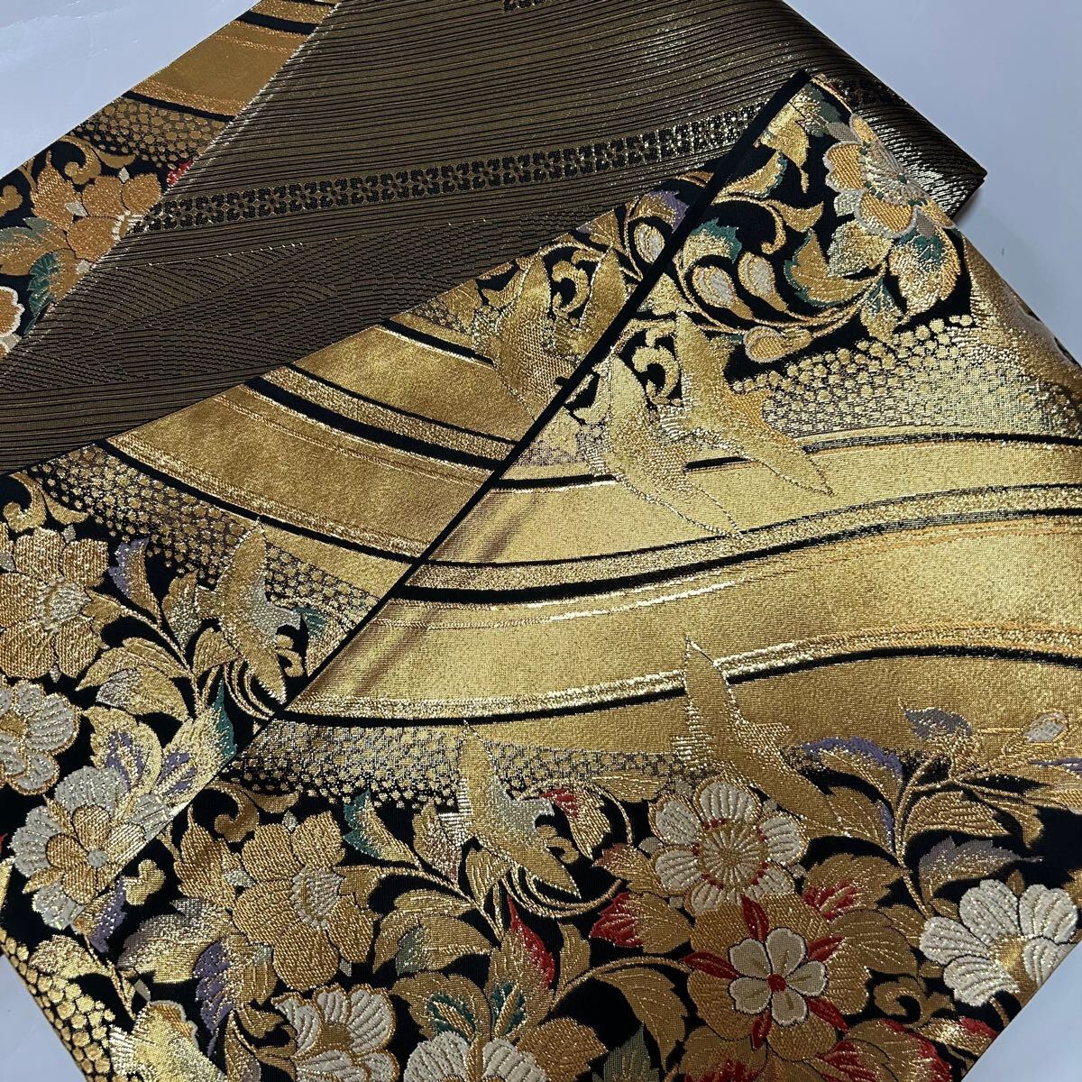 W474 美品 西陣織 豪華 煌びやか 金糸 蘇州刺繍 かもめ 花柄 W474 美品 西陣織 豪華 煌びやか 金糸 蘇州刺繍 かもめ 花柄