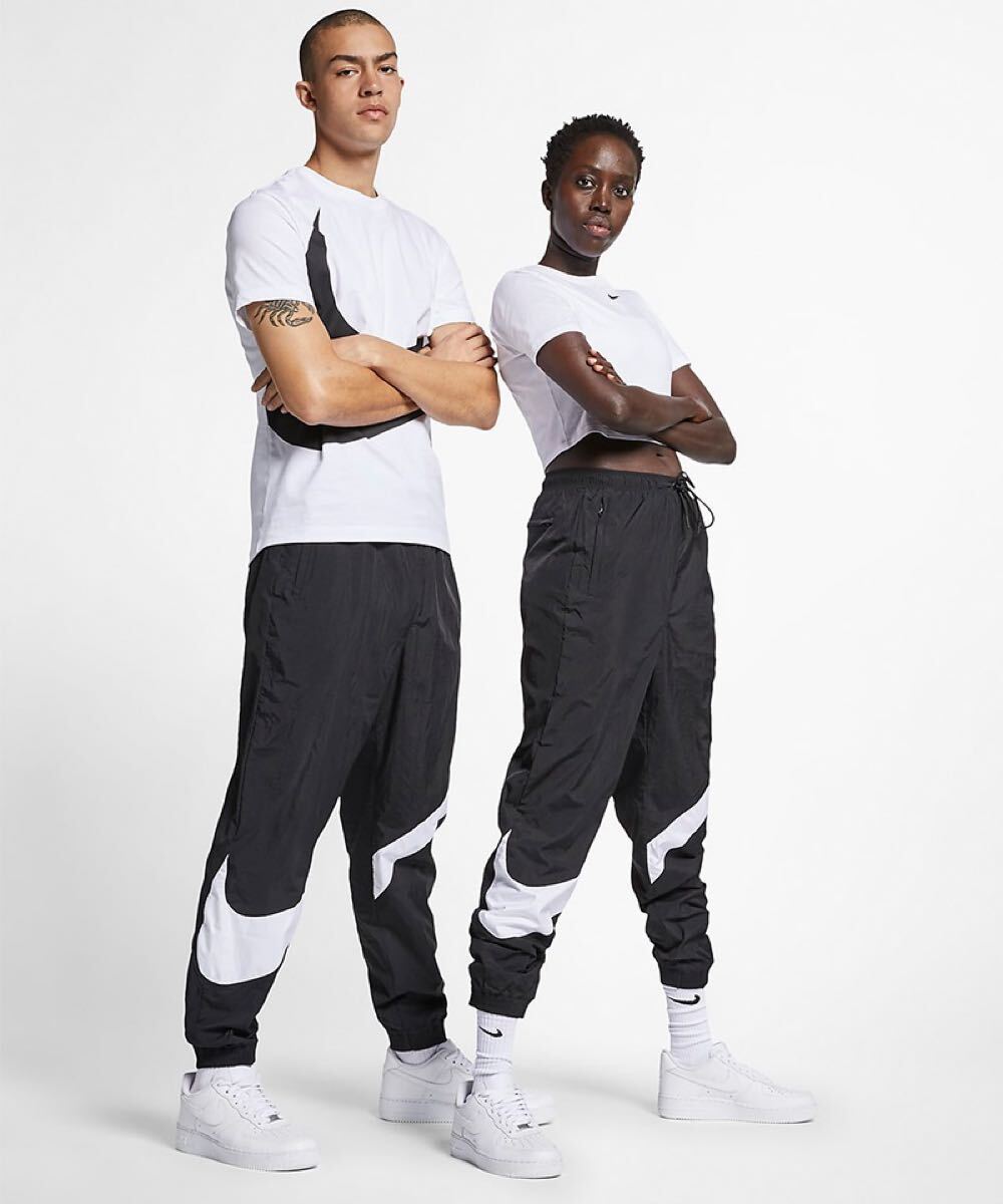 S 新品 NIKE ナイキ ジョガーパンツ ブラック トラックパンツ S 新品 NIKE ナイキ ジョガーパンツ ブラック トラックパンツ
