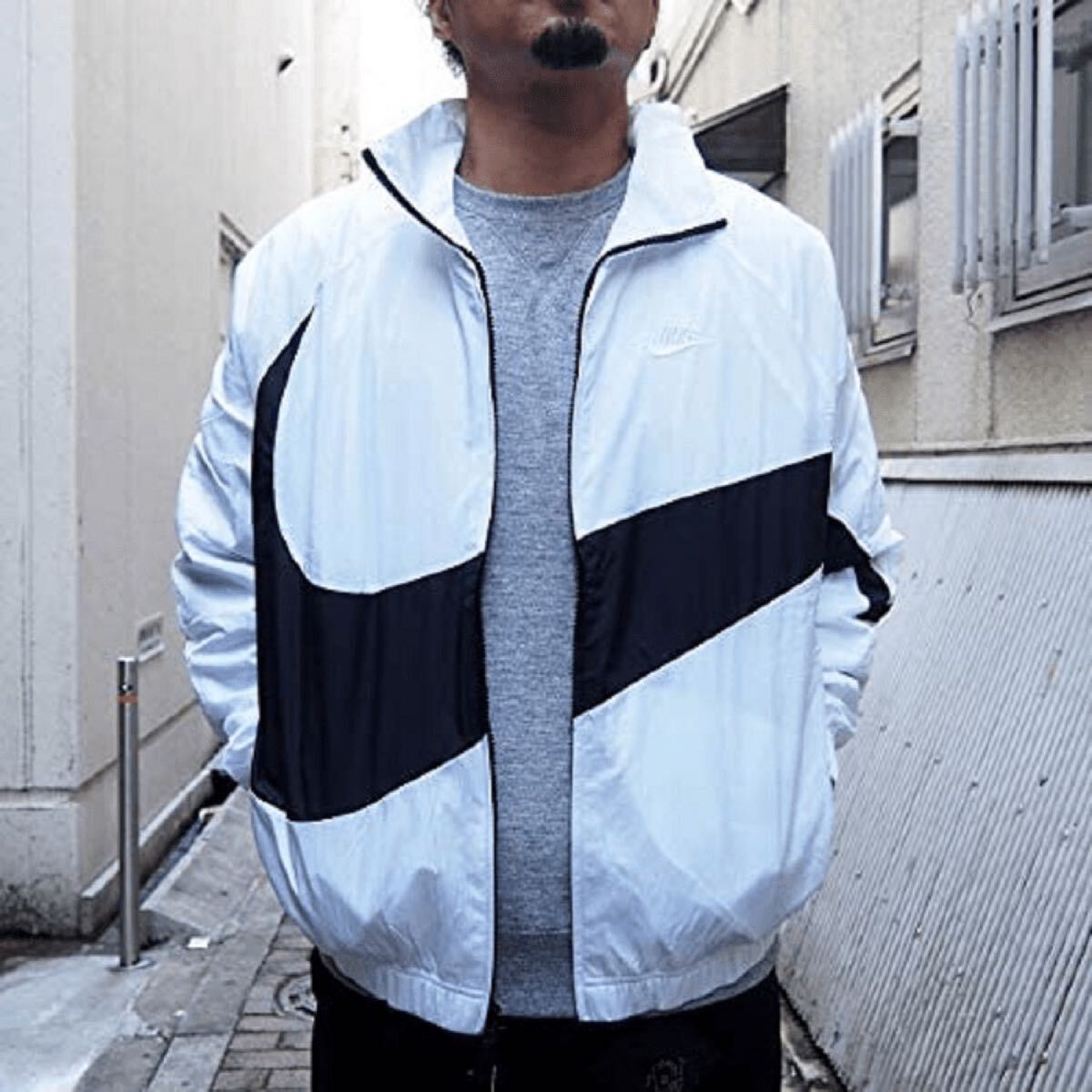 XL 新品 NIKE ナイキ BIG SWOOSH ビッグスウォッシュ スウッシュ XL 新品 NIKE ナイキ BIG SWOOSH ビッグスウォッシュ スウッシュ