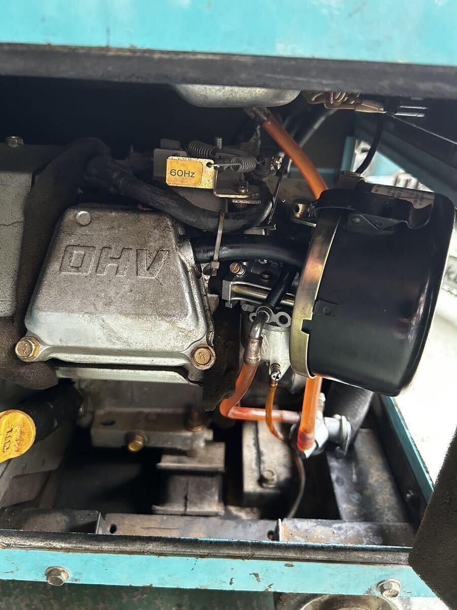 ヤンマー YANMAR 2.0KVAガソリンエンジン発電機 防音型 ヤンマー YANMAR 2.0KVAガソリンエンジン発電機 防音型