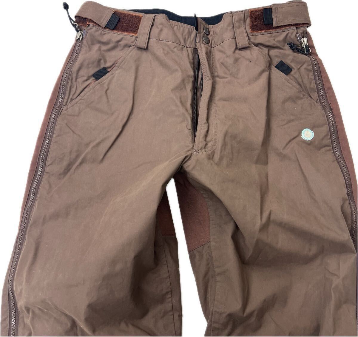 期間限定のお買い得商品 バートン ☆ BURTON 合わせやすいカラー◎ 雪止め スノボパンツ Mサイズ