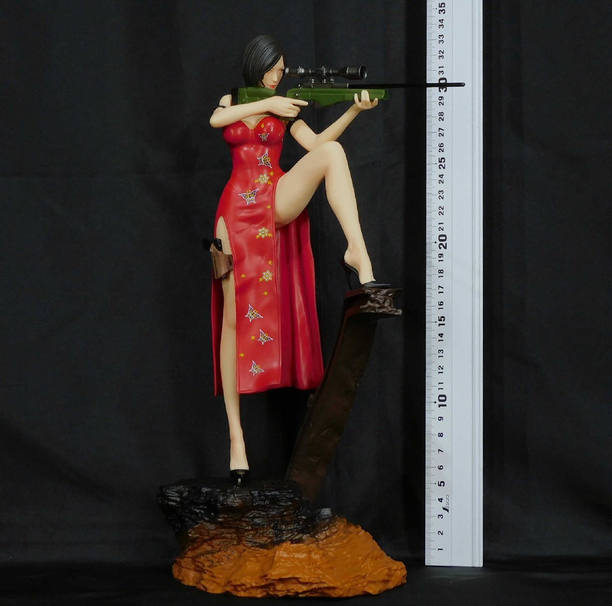 バイオハザード 4』エイダ・ウォン◇1/6◇34㎝◇完成品フィギュア◇狙撃◇ライフル◇チャイナドレス◇スタチュー◇海外限定◇(ゲームキャラクター)｜売買されたオークション情報、Yahoo!オークション(旧ヤフオク!)  の商品情報をアーカイブ公開 - オークファン（aucfan.com）
