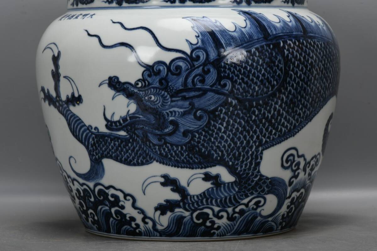 蔵友館蔵品・明・永樂年製款・古陶瓷品・彩魚草紋・茶壺】・希少 蔵友館蔵品・明・永樂年製款・古陶瓷品・彩魚草紋・茶壺】・希少