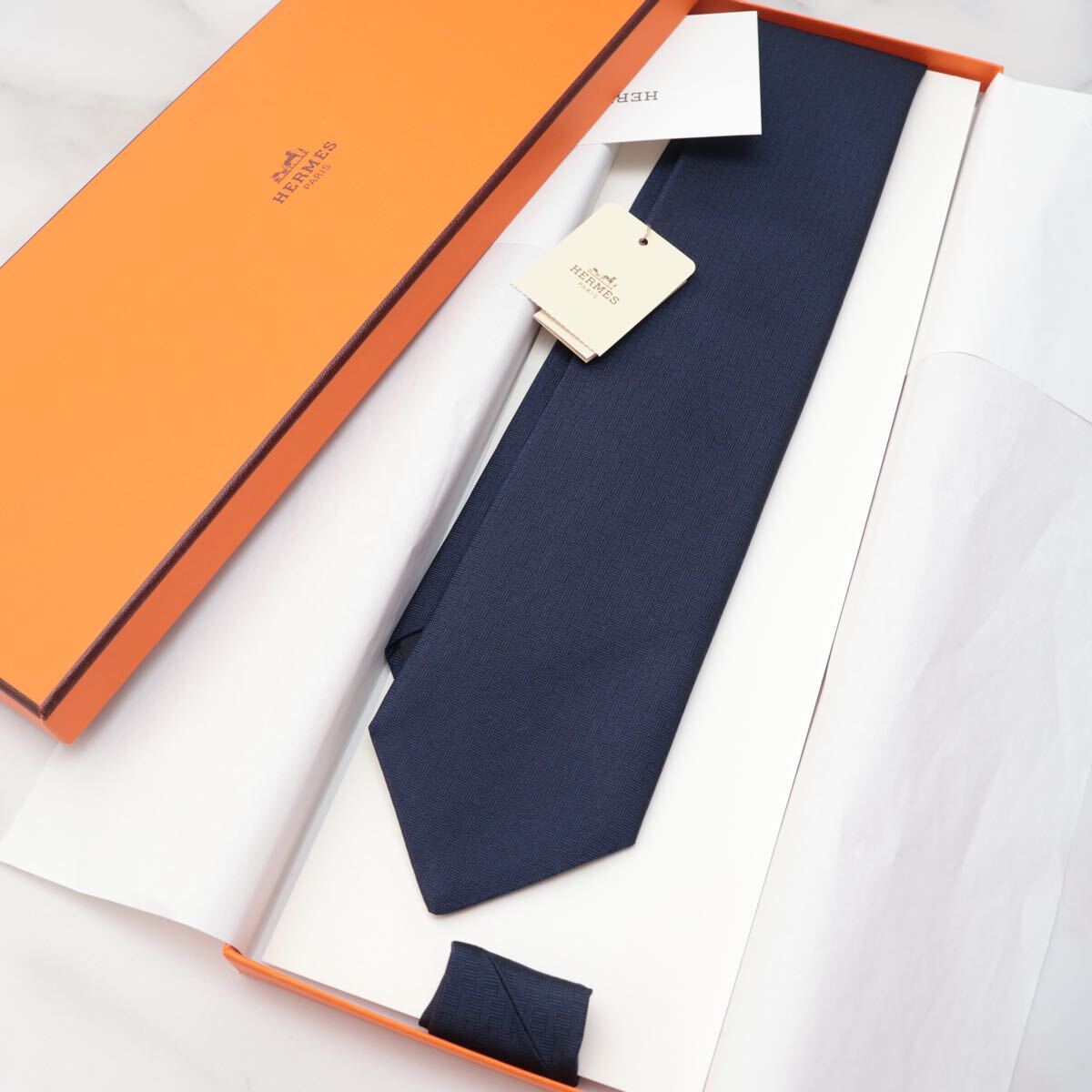 未使用 HERMES エルメス 桜 ネクタイ H柄 ネイビー|Yahoo 未使用 HERMES エルメス 桜 ネクタイ H柄 ネイビー|Yahoo