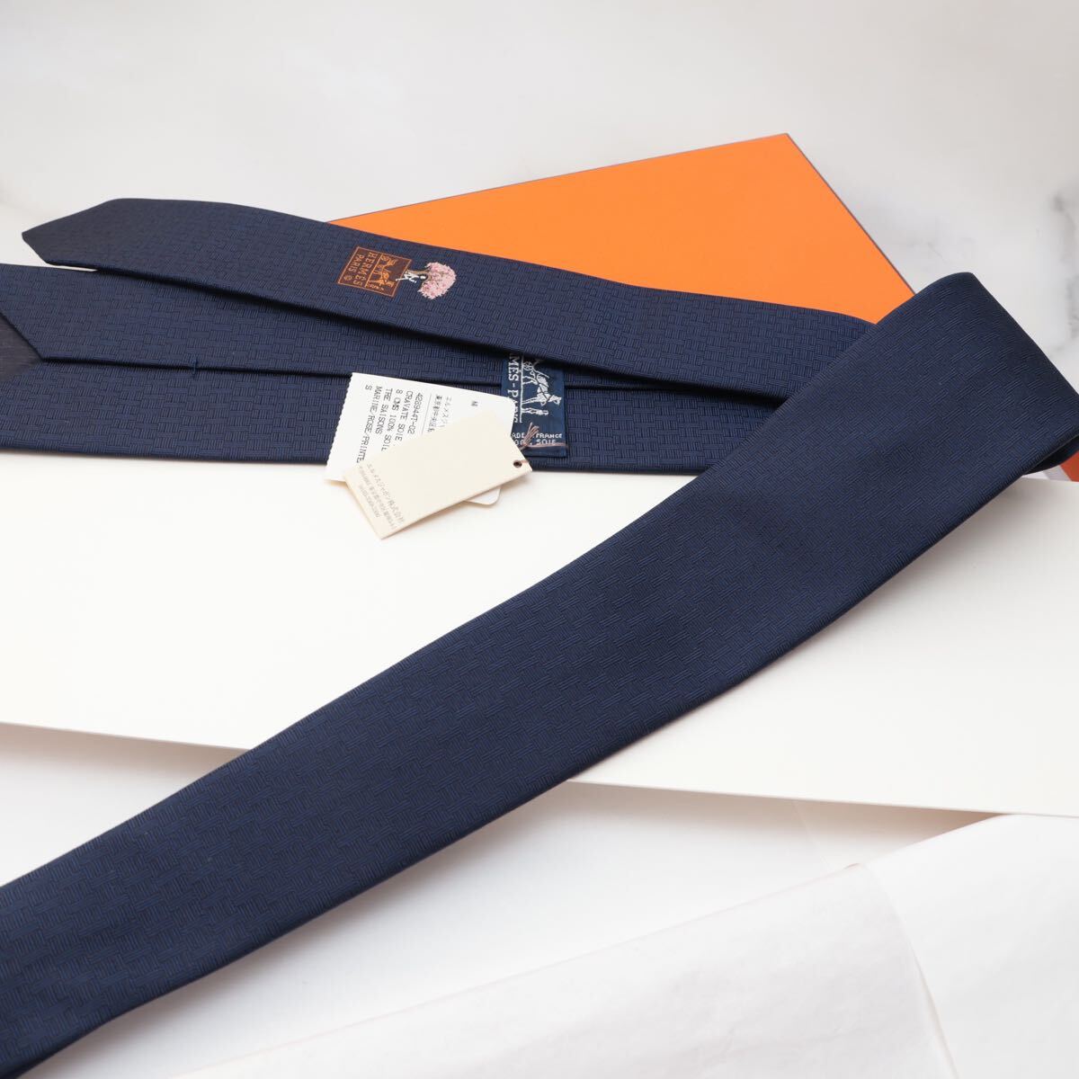 未使用 HERMES エルメス 桜 ネクタイ H柄 ネイビー|Yahoo 未使用 HERMES エルメス 桜 ネクタイ H柄 ネイビー|Yahoo