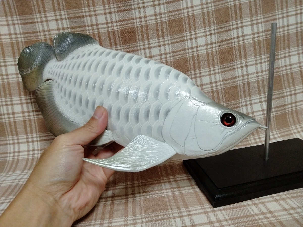 ハンドメイド 36cmアロワナ 白 フィギュア レプリカ オブジェ ハンドメイド 36cmアロワナ 白 フィギュア レプリカ オブジェ