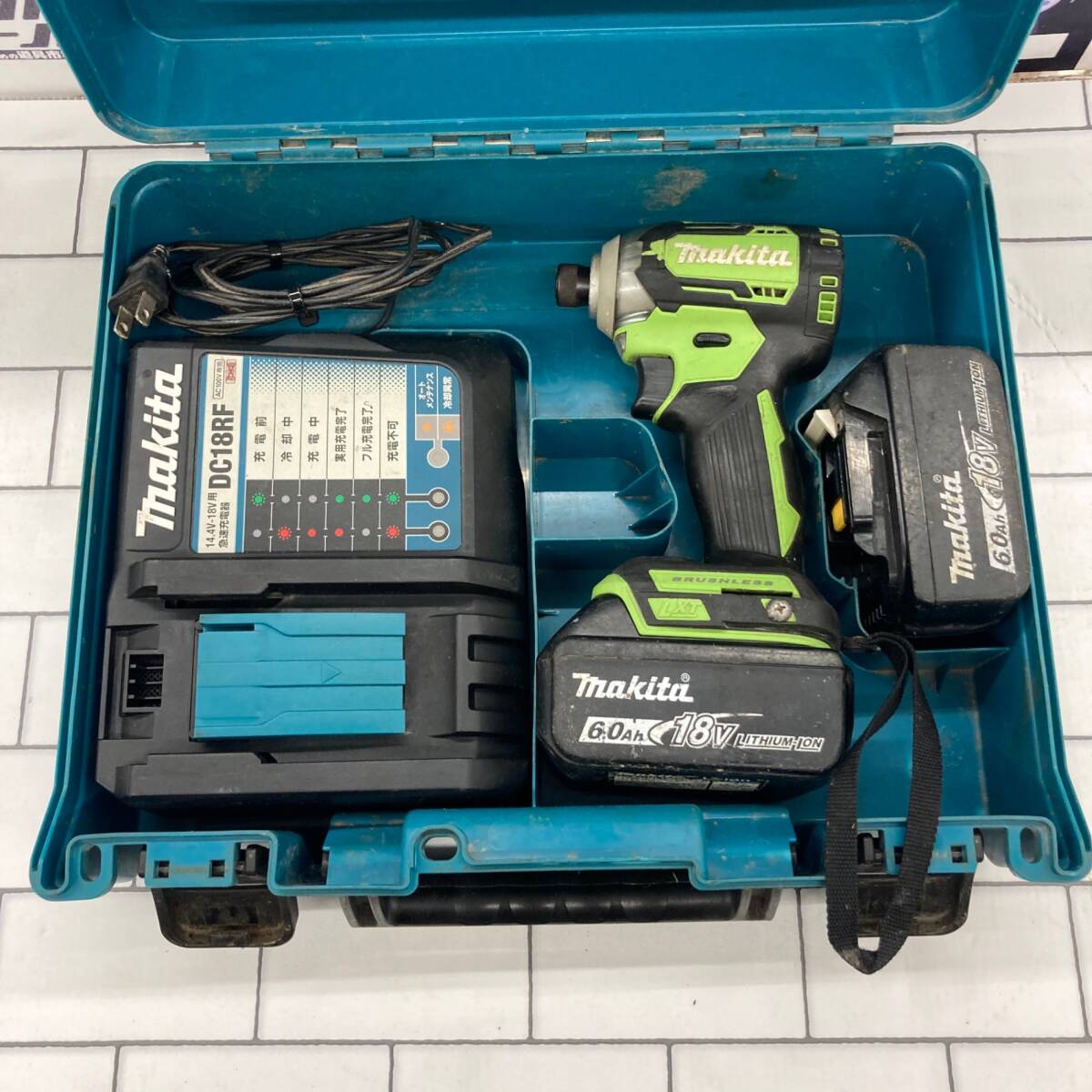 【中古品】★マキタ(makita) コードレスインパクトドライバ TD170DRGXL