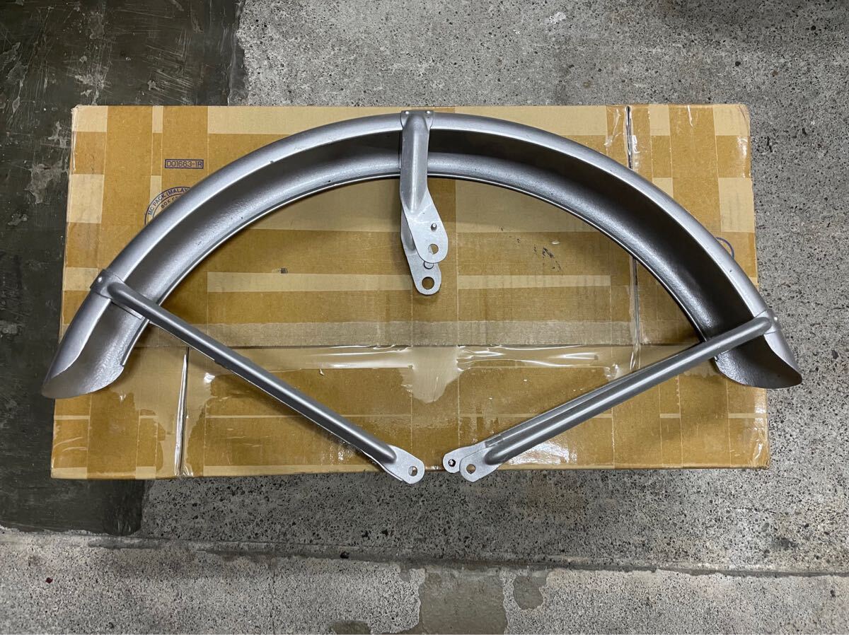 CB72 フロントフェンダー ホンダCB72アルミRフェンダーY