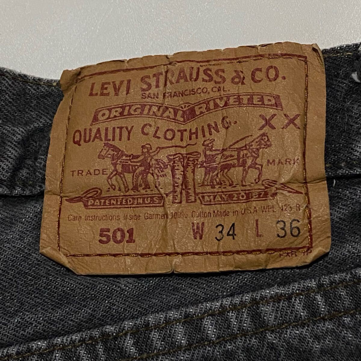 90's Levi's リーバイス 赤文字 501 先染めブラックデニム 90's Levi's リーバイス 赤文字 501 先染めブラックデニム