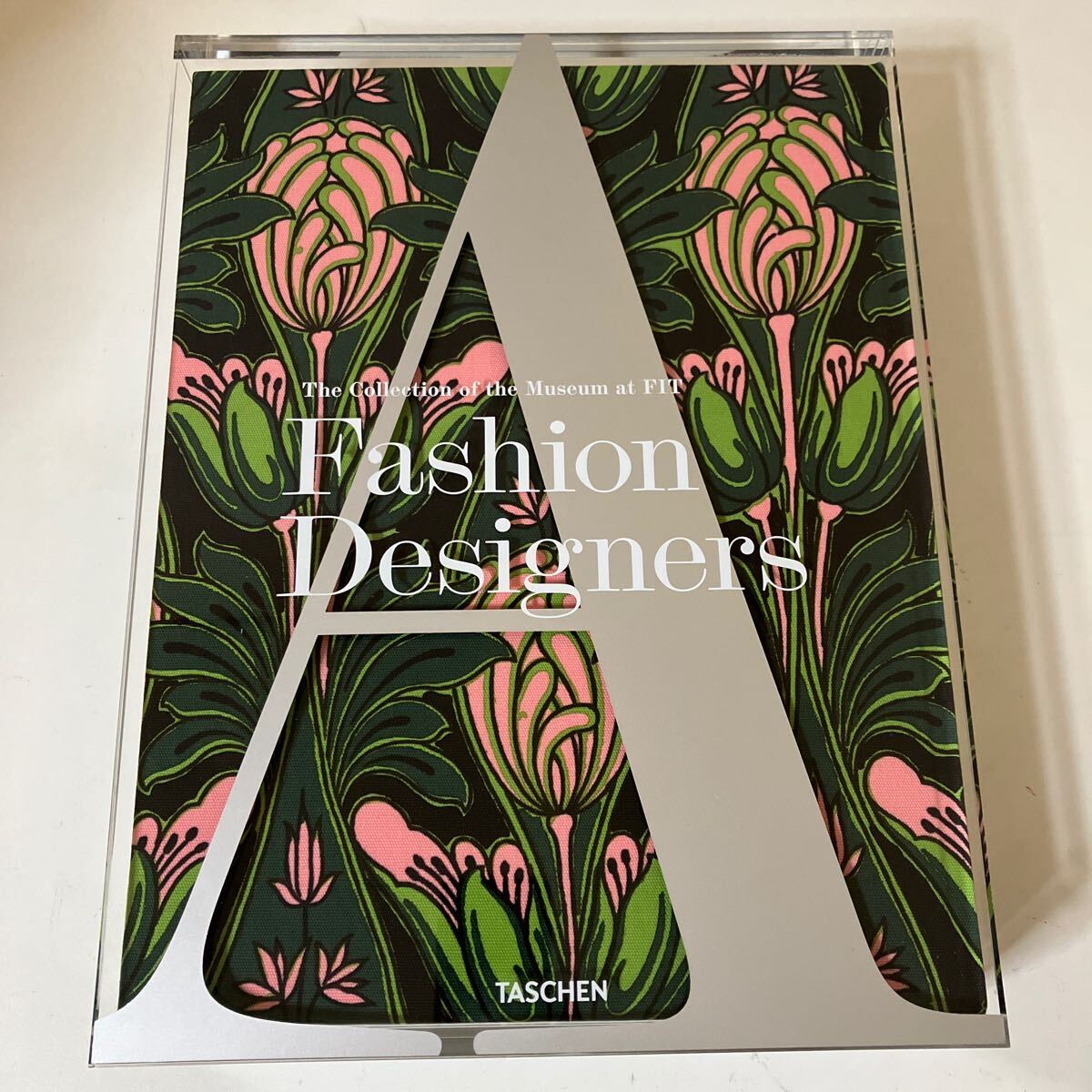 25500円 2000部限定『Fashion Designers: Prada Edition The 25500円 2000部限定『Fashion Designers: Prada Edition The