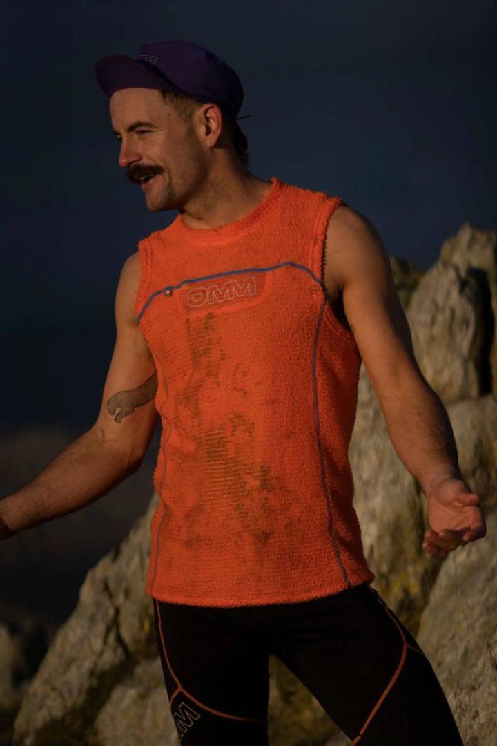 OMM Core Vest L Black コアベスト インナー プリマロフト 登山 OMM Core Vest L Black コアベスト インナー プリマロフト 登山