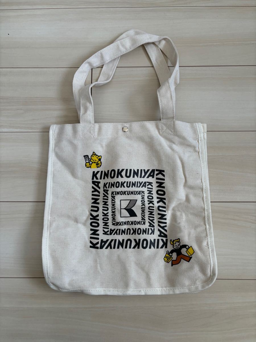 （834）KINOKUNIYA×OSAMU GOODS 大きさがちょうどよい　マチ付きショッピングバッグ