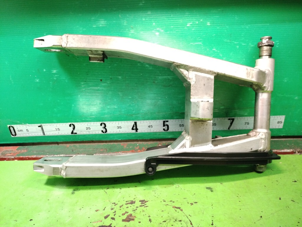 スイングアーム　CBR1100XX スーパーブラックバード　SC35　着払い発送_画像6