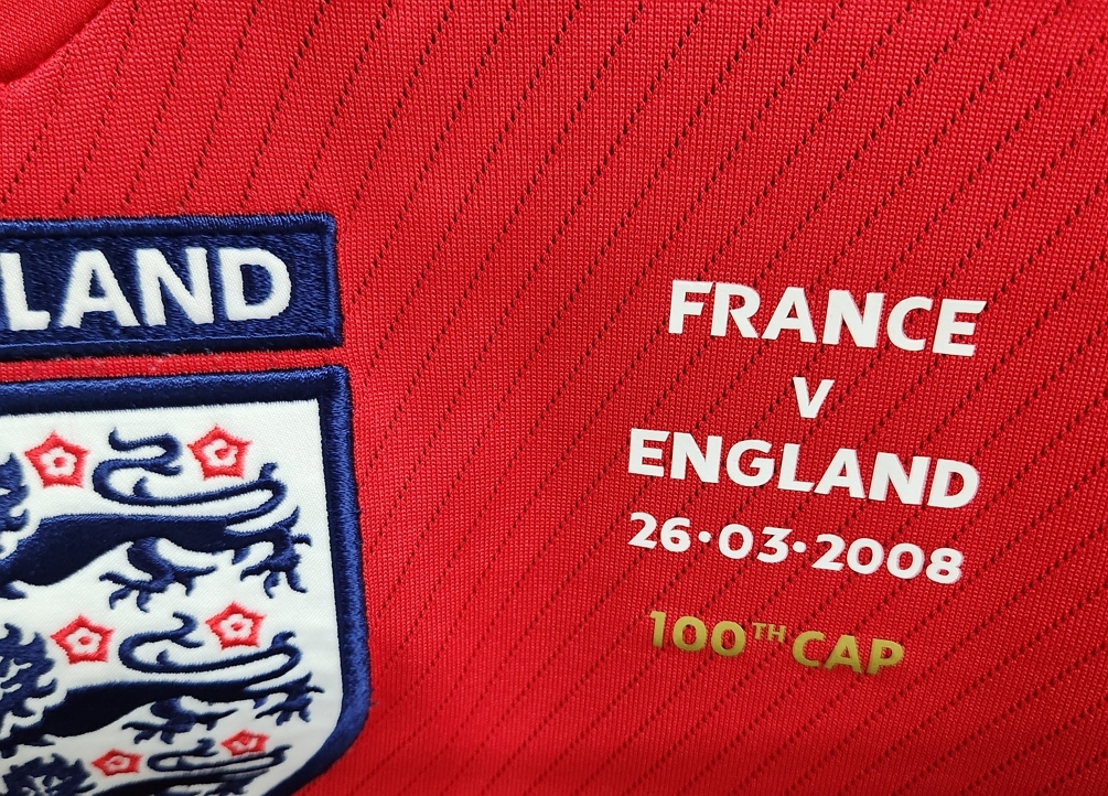 08-09 イングランド England(A)＃7 ベッカム Beckham 半袖 Umbro 100th cap フランス戦仕様 S