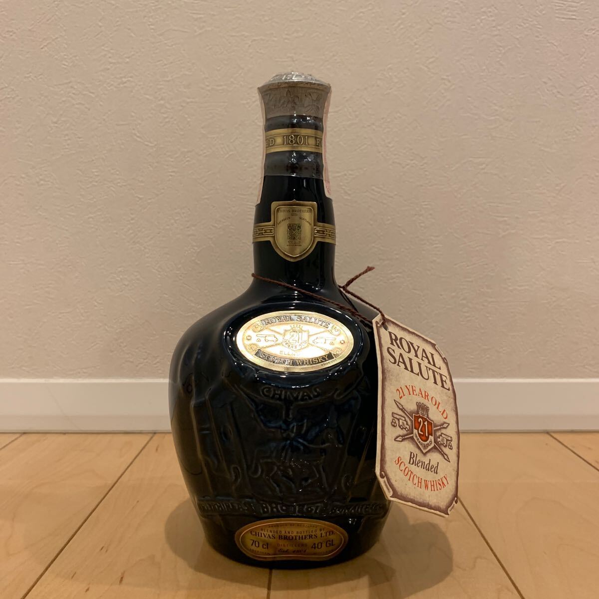 新品未開封 シーバス ロイヤルサルート 21年 緑陶器ボトル スコッチウイスキー 新品未開封 シーバス ロイヤルサルート 21年 緑陶器ボトル