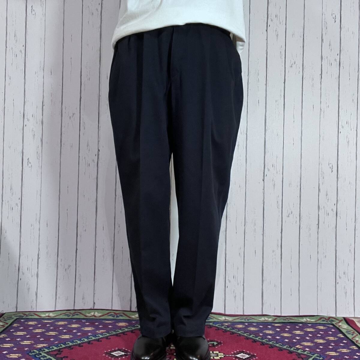 00s USA製 DOCKERS ドッカーズ W38 L29 ネイビー 紺 Classic Fit 00s USA製 DOCKERS ドッカーズ W38 L29 ネイビー 紺 Classic Fit