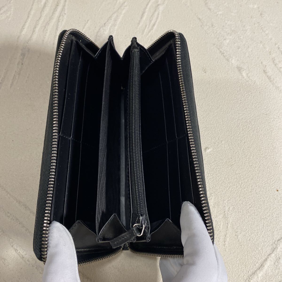 GUCCI グッチ キングスネーク 長財布 ラウンドファスナー GG GUCCI グッチ キングスネーク 長財布 ラウンドファスナー GG