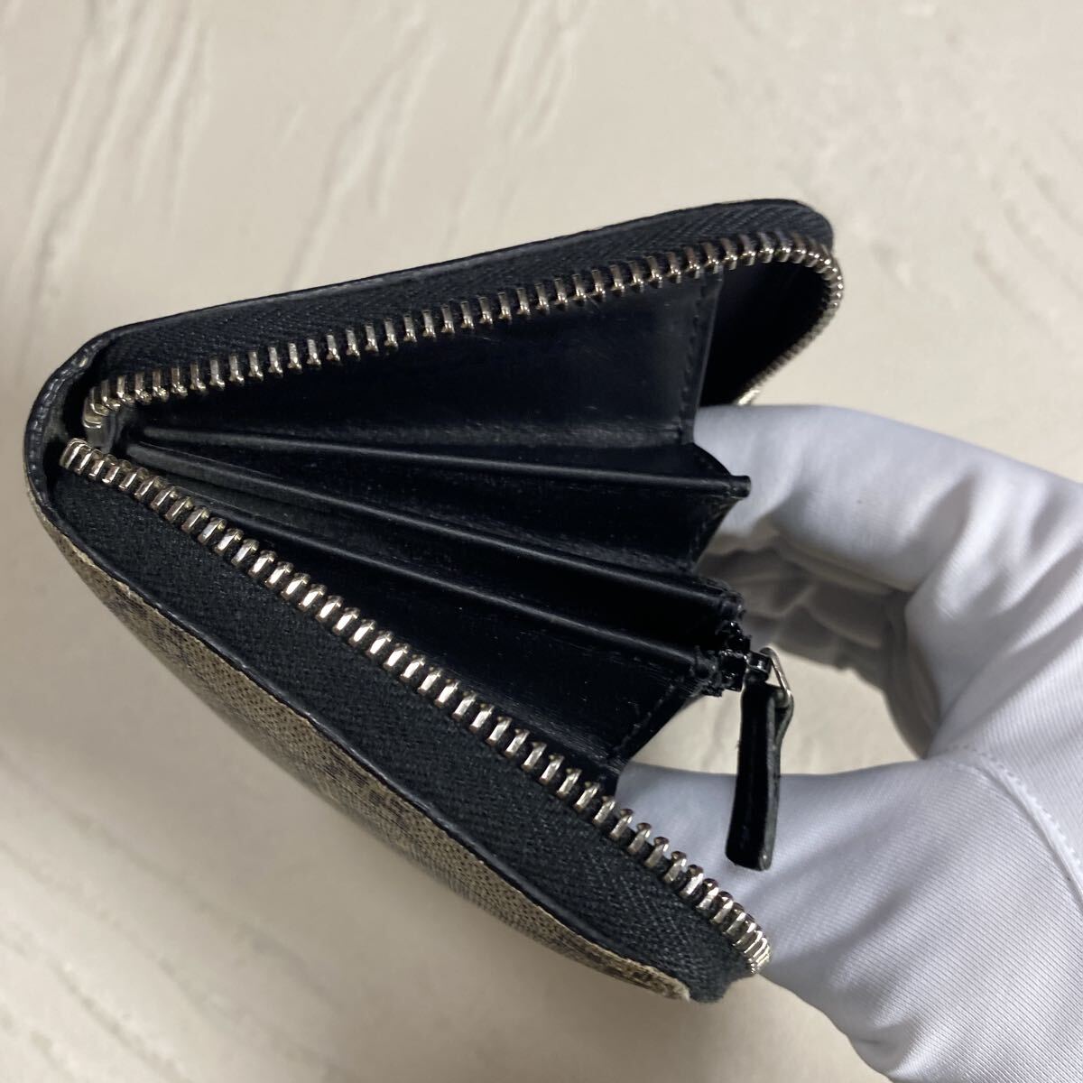 GUCCI グッチ キングスネーク 長財布 ラウンドファスナー GG GUCCI グッチ キングスネーク 長財布 ラウンドファスナー GG