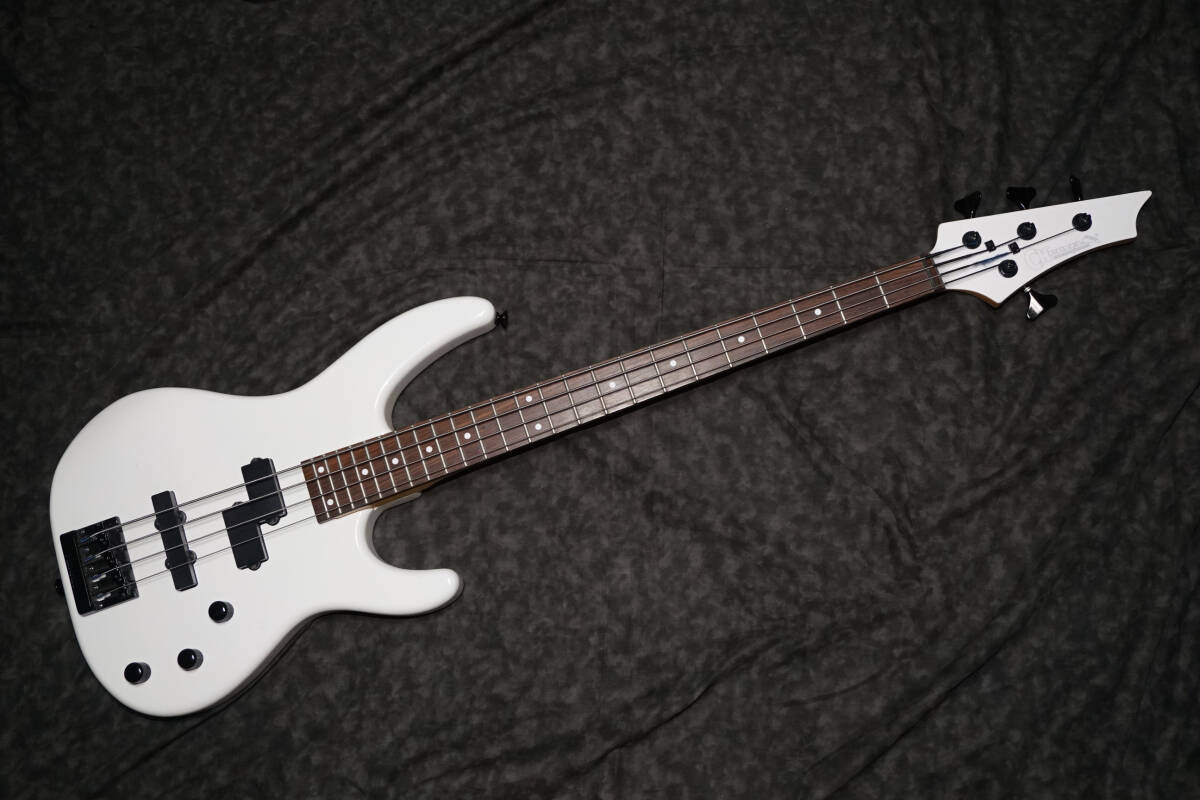 # Charvel by Jackson Charvel # сделано в Японии? PJ электрический бас Maple цельный шея 