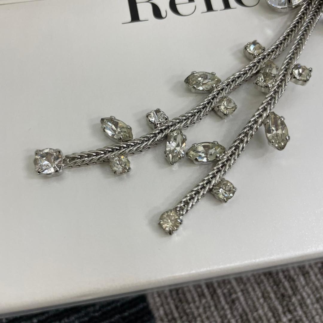 Rene ルネ ブローチ フラワー スワロフスキー 美品 Rene ルネ スワロフスキー フラワー ブローチ|Yahoo