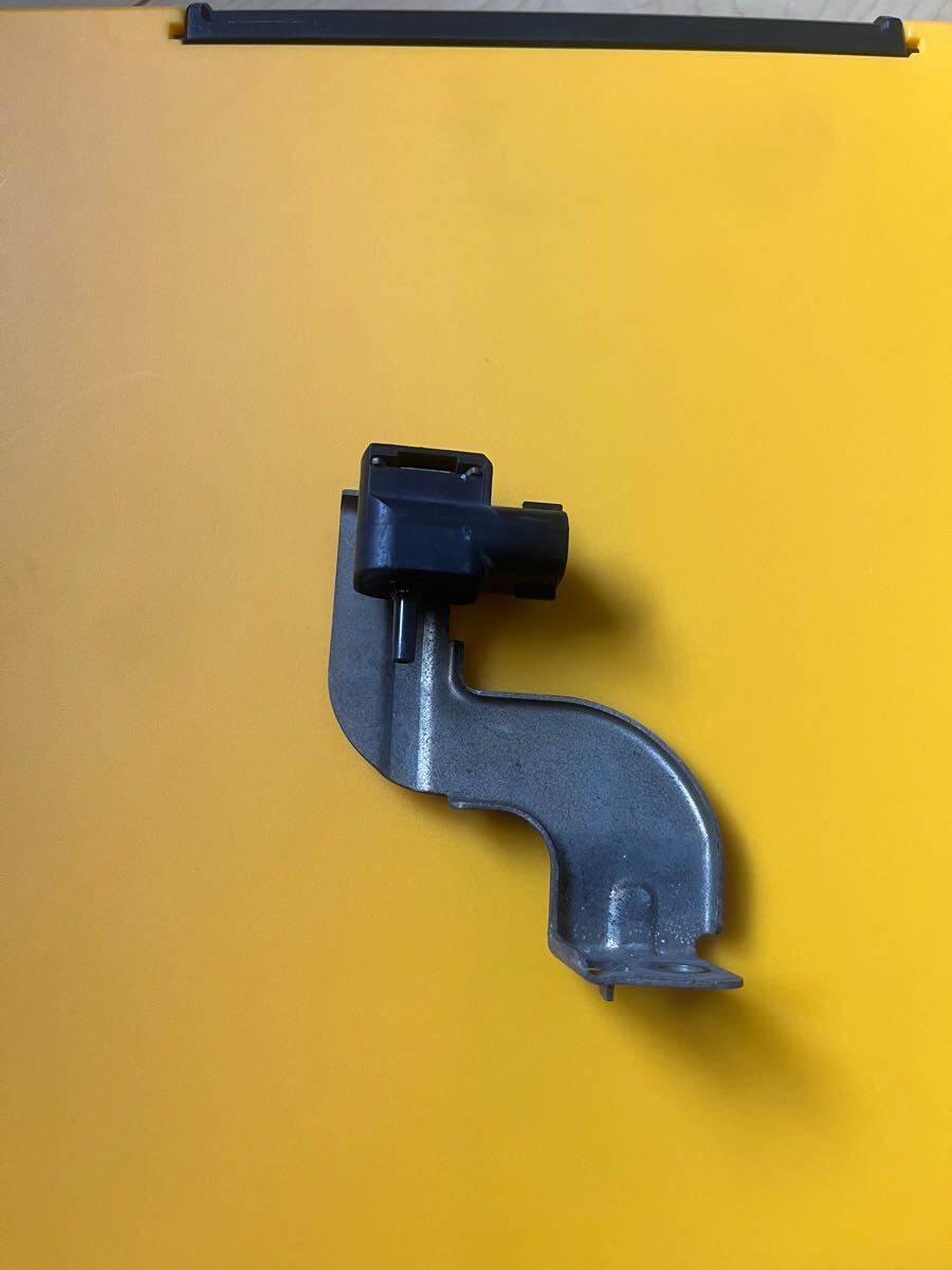 ヴィヴィオ RX-R 圧力センサー 22627KA120 中古品