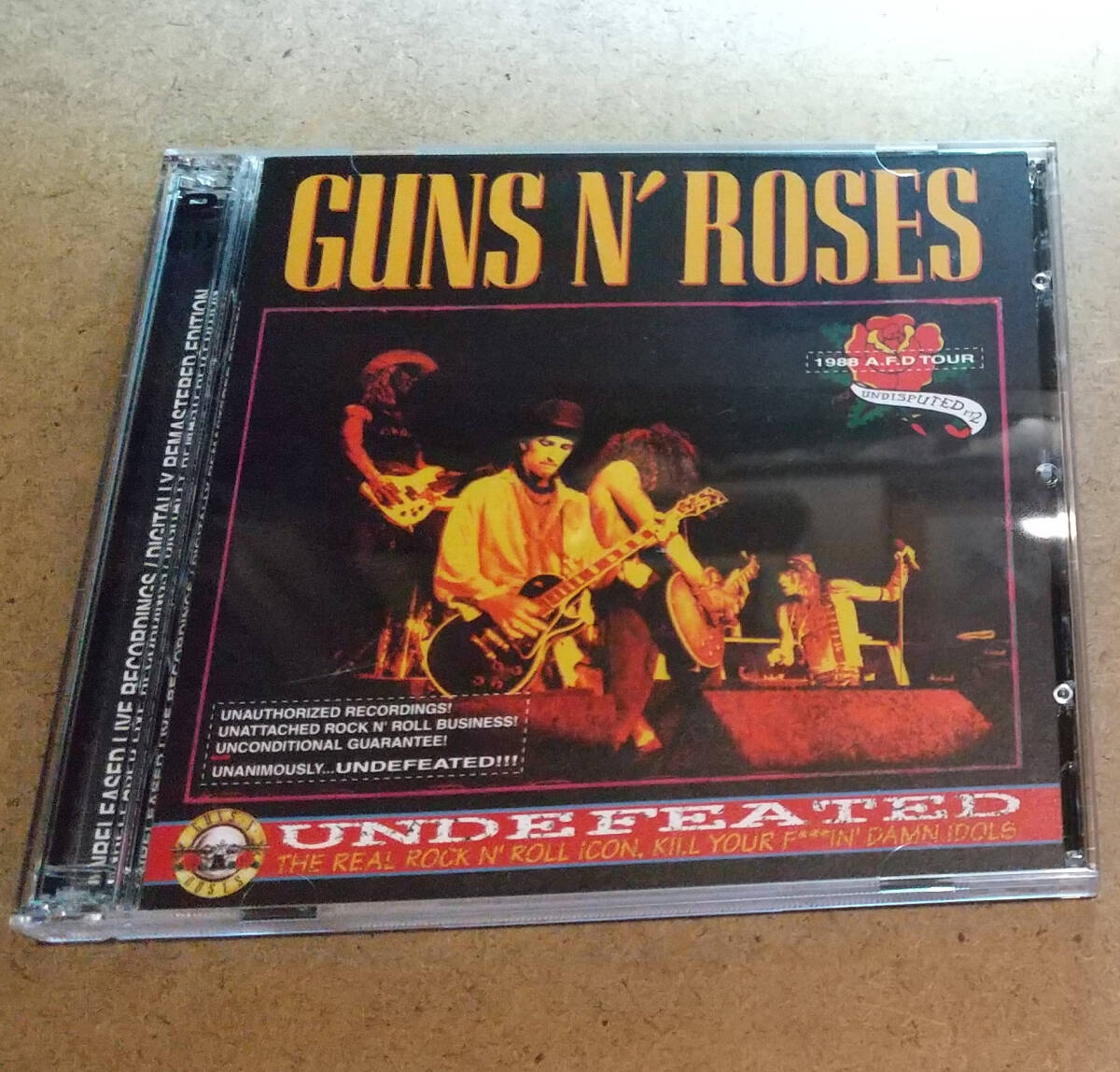 GUNS N' ROSES 「UNDEFEATED」（２CD)