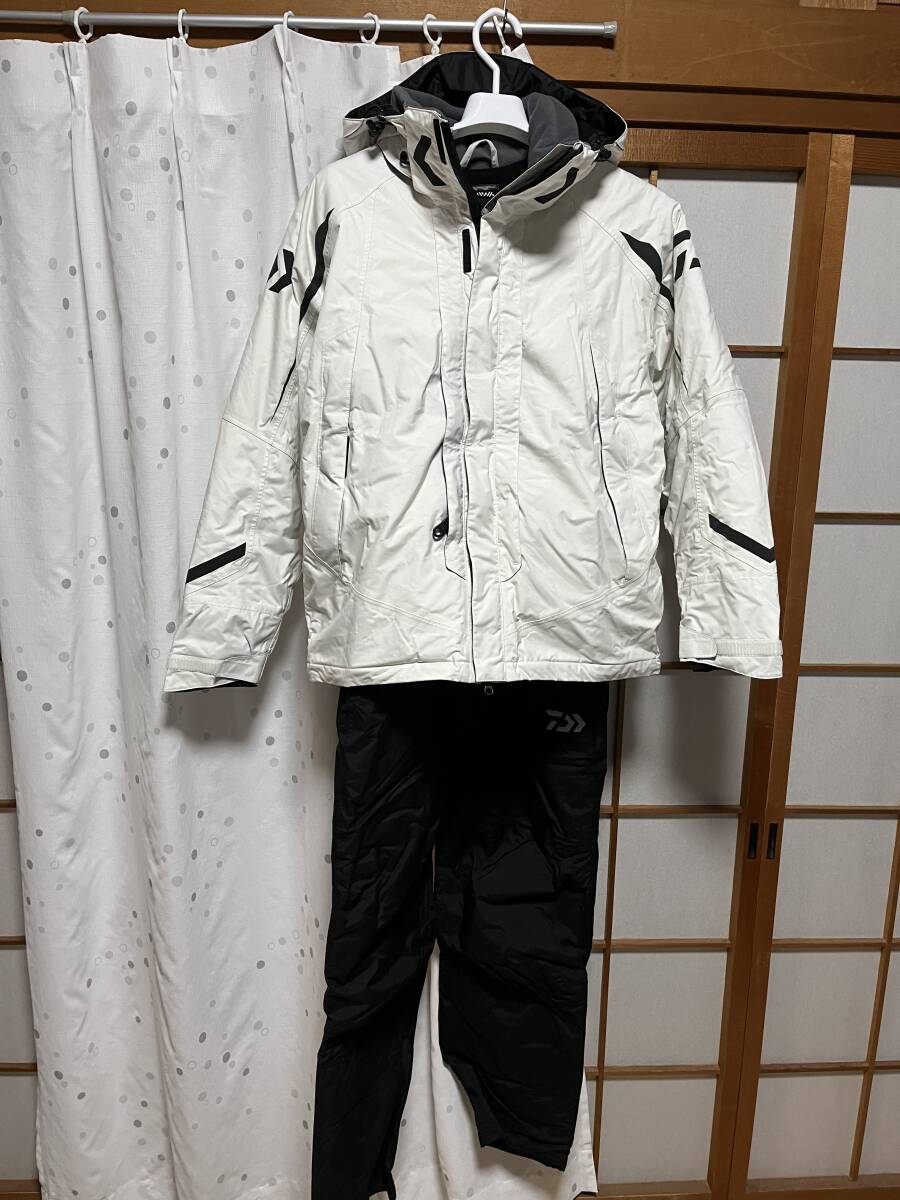 DAIWA Daiwa snowsuit winter suit for man M size new goods unused 