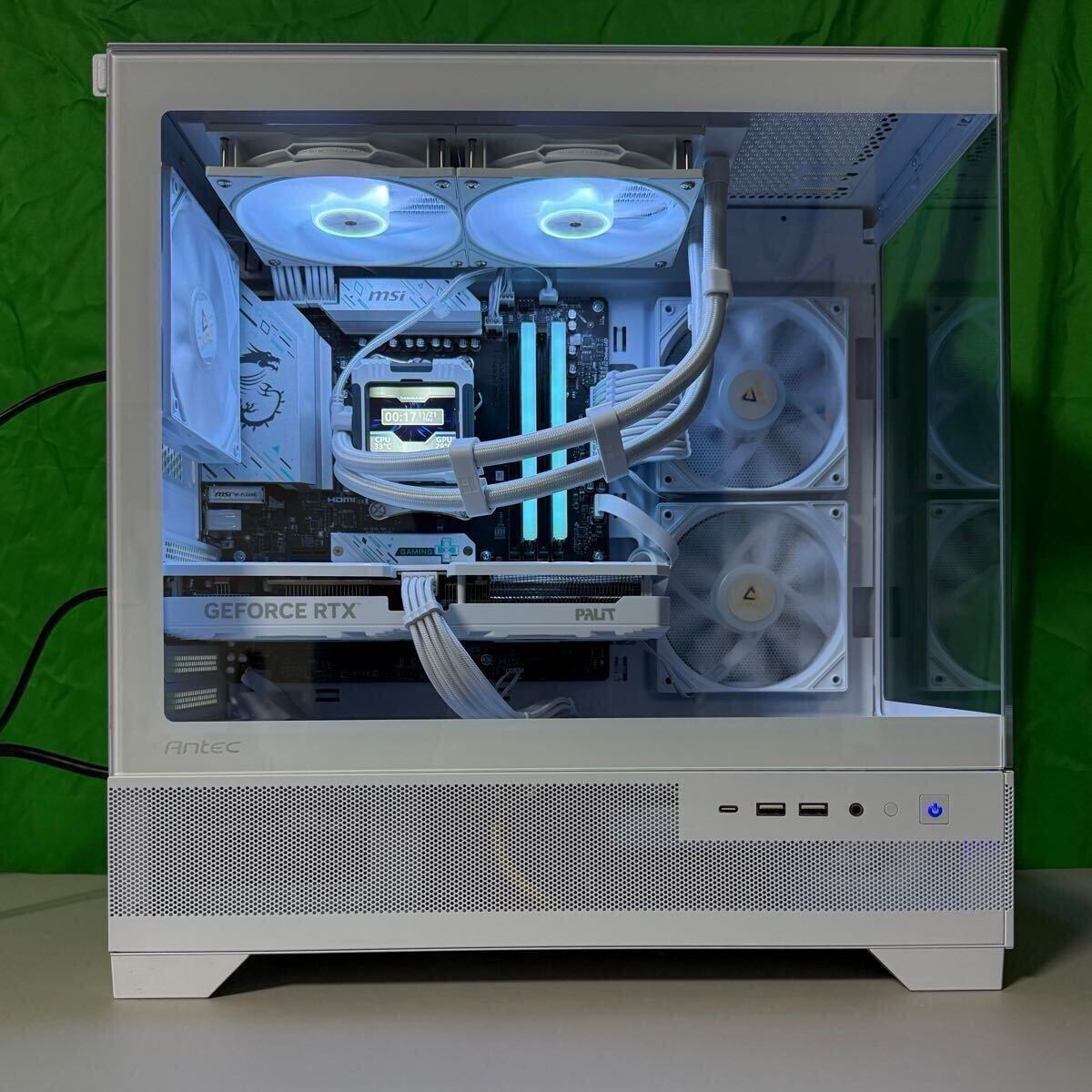 自作ゲーミングPCRyzen 7 8700F/RTX 4060Ti/32GBメモリ/NVMe SSD1TB ホワイト系白色ゲーミングPC