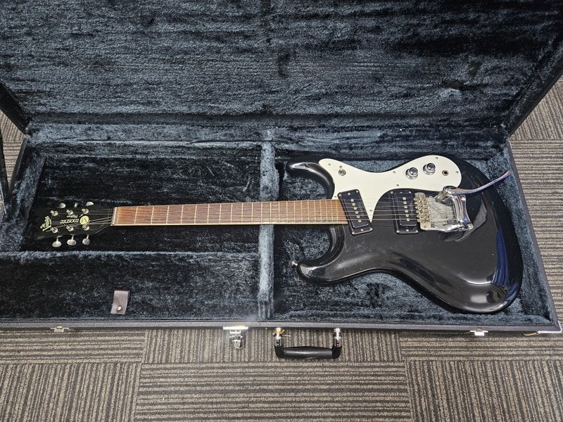 Mosrite 1964 エレキギター ブラック ハードケース付き Mosrite 1964 エレキギター ブラック ハードケース付き Mosrite