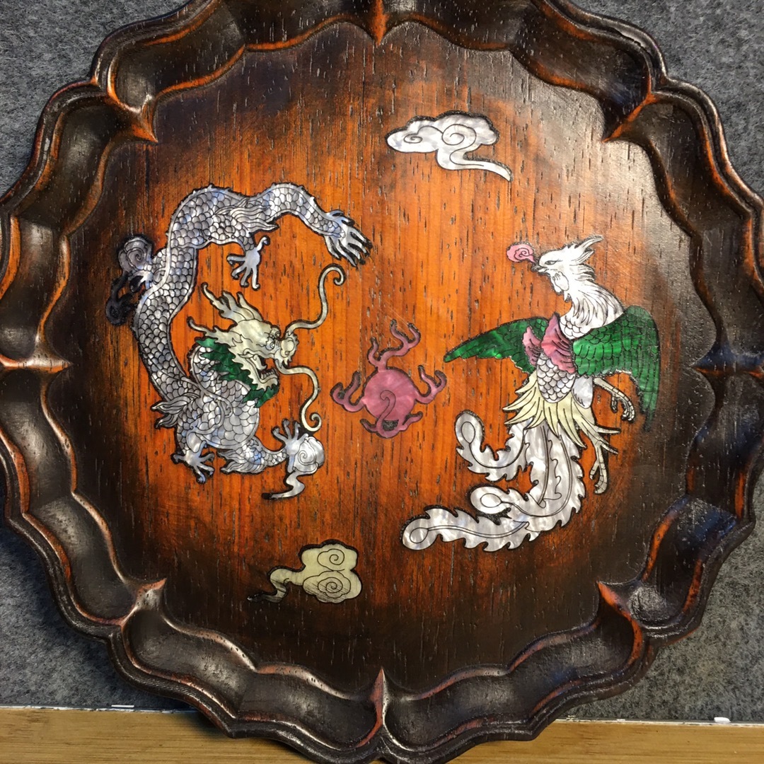 旧蔵 中国 清代 古木彫り 龍鳳呈祥紋 紫檀木象嵌彩貝殻茶皿