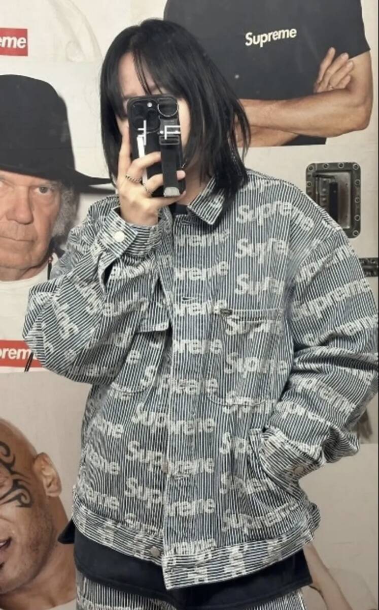 Supreme シュプリーム Denim Chore Trucker Jacket 新品 デニム Supreme シュプリーム Denim Chore Trucker Jacket 新品 デニム