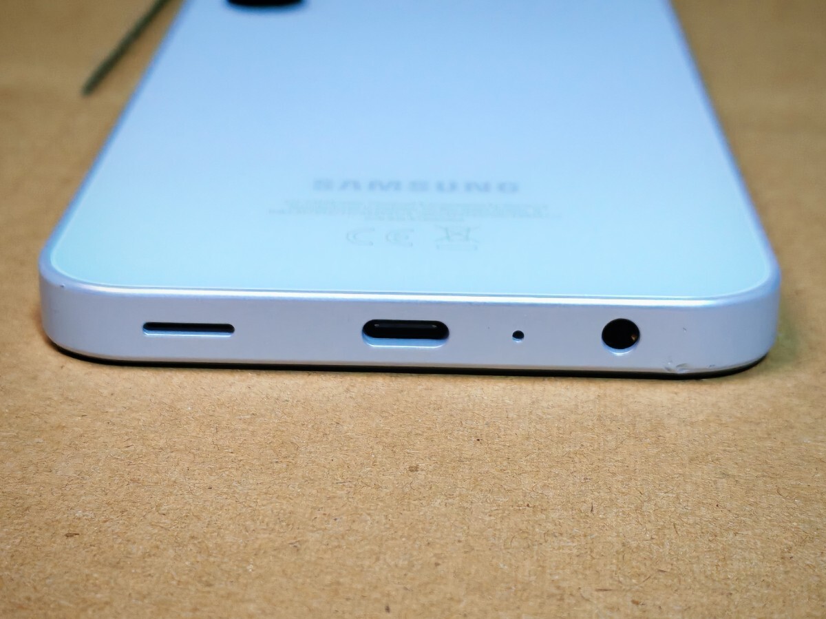 Samsung Galaxy A25 5G ホワイト|Android Samsung Galaxy A25 5G ホワイト|Android
