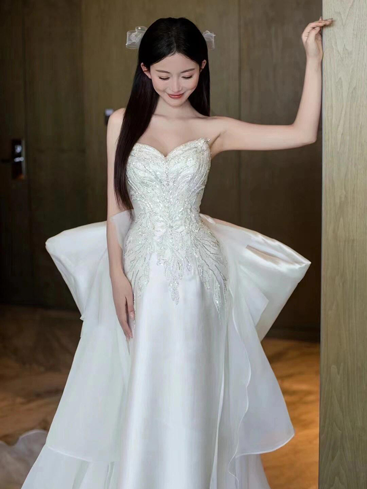 ウエディングドレス カラードレス　新品　花嫁　結(jié)婚式　披露宴　ステージ G08