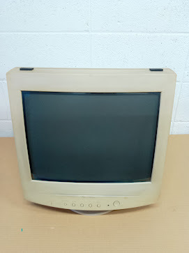 ▽ 【引取歓迎】富士通 モニター FMV-DP97X3 / FUJITSU CRTモニター PC用ディスプレイ ブラウン管モニタ