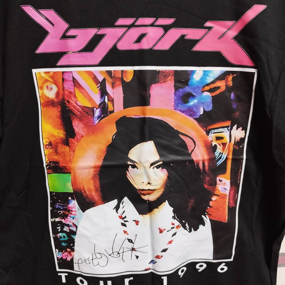 Bjork ビョーク バンドTシャツ バックプリントあり BAND Tee ブートTシャツ Lサイズ バンT (Tシャツ)|売買されたオークション情報、Yahoo!オークション(旧ヤフオク!) の商品情報をアーカイブ公開 - オークファン(aucfan.com) Bjork ビョーク バンドTシャツ バックプリントあり BAND Tee ブートTシャツ Lサイズ バンT (Tシャツ)|売買されたオークション情報、Yahoo!オークション(旧ヤフオク!) の商品情報をアーカイブ公開 - オークファン(aucfan.com)
