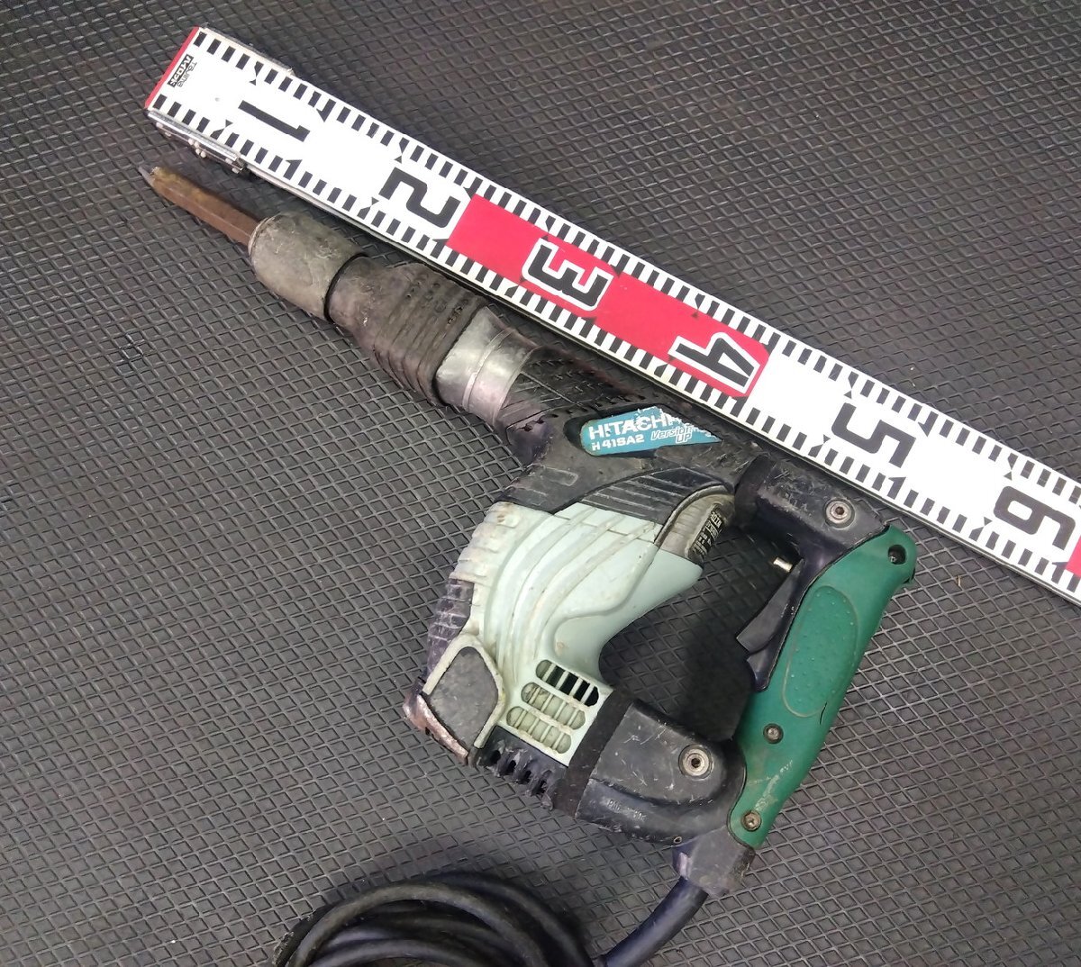 日立工機 HITACHI H41SA2 電動ハンマー 中古 通電確認OK 日立工機 HITACHI H41SA2 電動ハンマー 中古 通電確認OK
