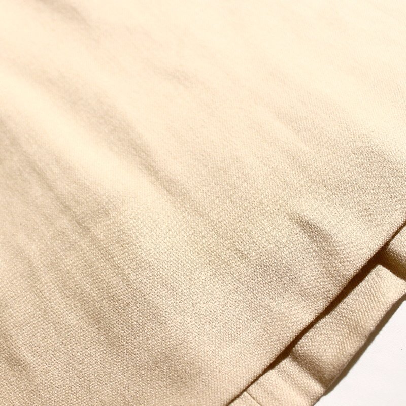 美品 インディヴィ INDIVI 株) ワールド 小さいサイズ03 膝下丈 ウールスカート フレアスカート ベージュ 綺麗め オフィス 通勤 フォーマル_画像2