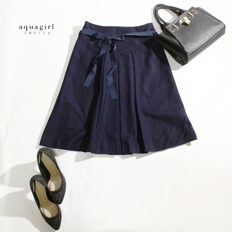 美品 クローラ CROLLA アクアガール 株) ワールド 毛100％ 秋 冬 リボンベルト フレアスカート 36 S ネイビー 紺 日本製 通勤 オフィス_画像1
