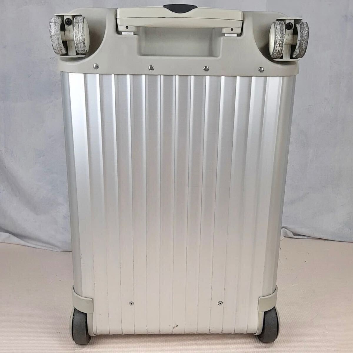廃盤】RIMOWA リモワ PORSCHE ポルシェ TOPAS トパーズ 52L 4輪 廃盤】RIMOWA リモワ PORSCHE ポルシェ TOPAS トパーズ 52L 4輪