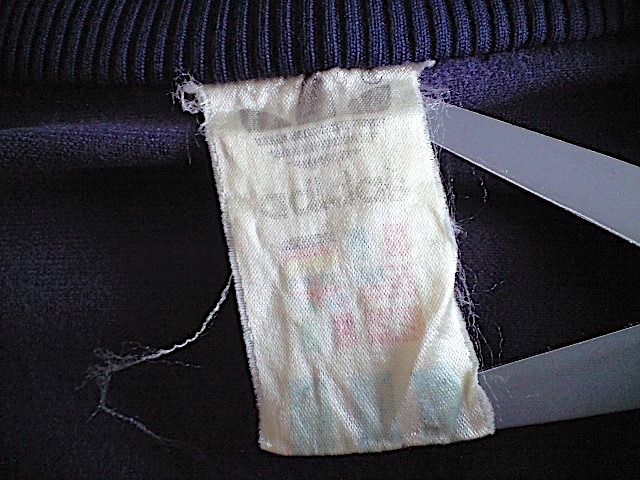 即決 1点物 80s 西ドイツ製 ヴィンテージ adidas 胸3本ライン 即決 1点物 80s 西ドイツ製 ヴィンテージ adidas 胸3本ライン