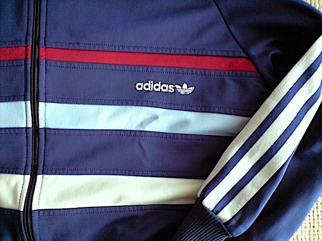 即決 1点物 80s 西ドイツ製 ヴィンテージ adidas 胸3本ライン 即決 1点物 80s 西ドイツ製 ヴィンテージ adidas 胸3本ライン