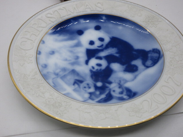 2007年 パンダ クリスマスプレート 大倉陶園 限定品 2007年【大倉陶園 クリスマスプレート『PANDA FAMILY』共箱付】X