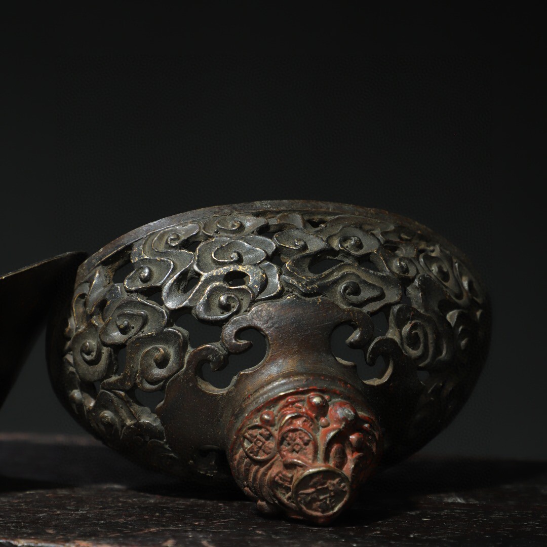 蔵友旧蔵出 銅製 拓金 招財 元寶熏香爐 密宗密教 供養品 仏教美術品 蔵友旧蔵出 銅製 拓金 招財 元寶熏香爐 密宗密教 供養品 仏教美術品