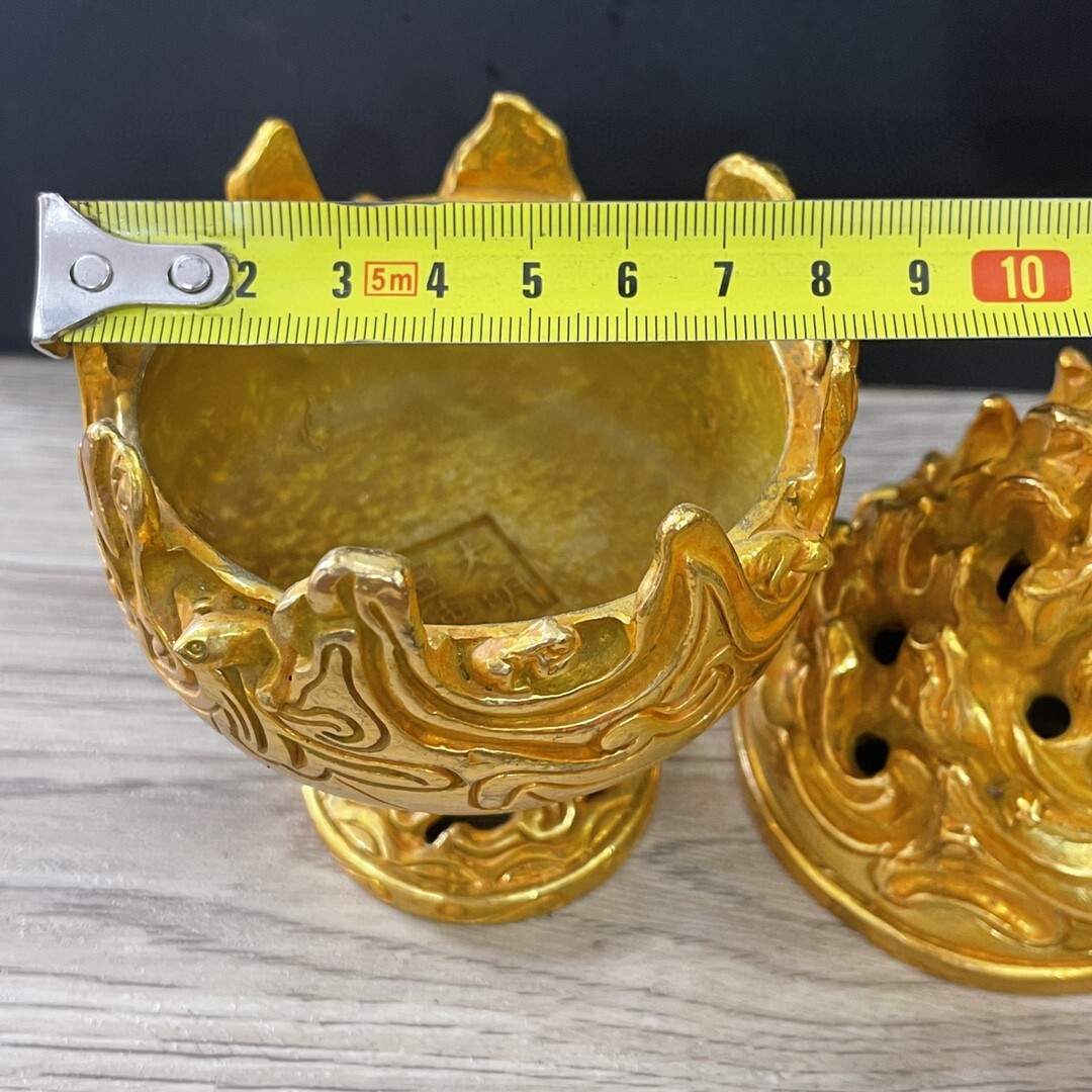 蔵友旧蔵出 銅製 塗金 博山熏香爐 密宗密教 供養品 仏教美術品 蔵友旧蔵出 銅製 塗金 博山熏香爐 密宗密教 供養品 仏教美術品