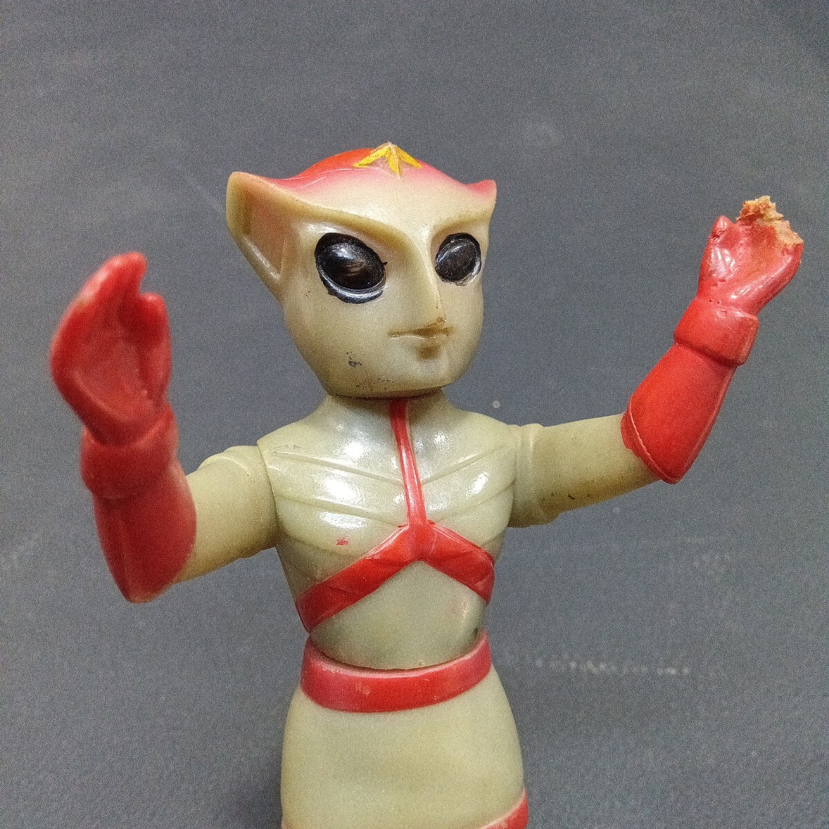 ソフビ人形の中古 トルプルファイター ブルマアク 円谷プロ 昭和 ソフビ人形の中古 トルプルファイター ブルマアク 円谷プロ 昭和
