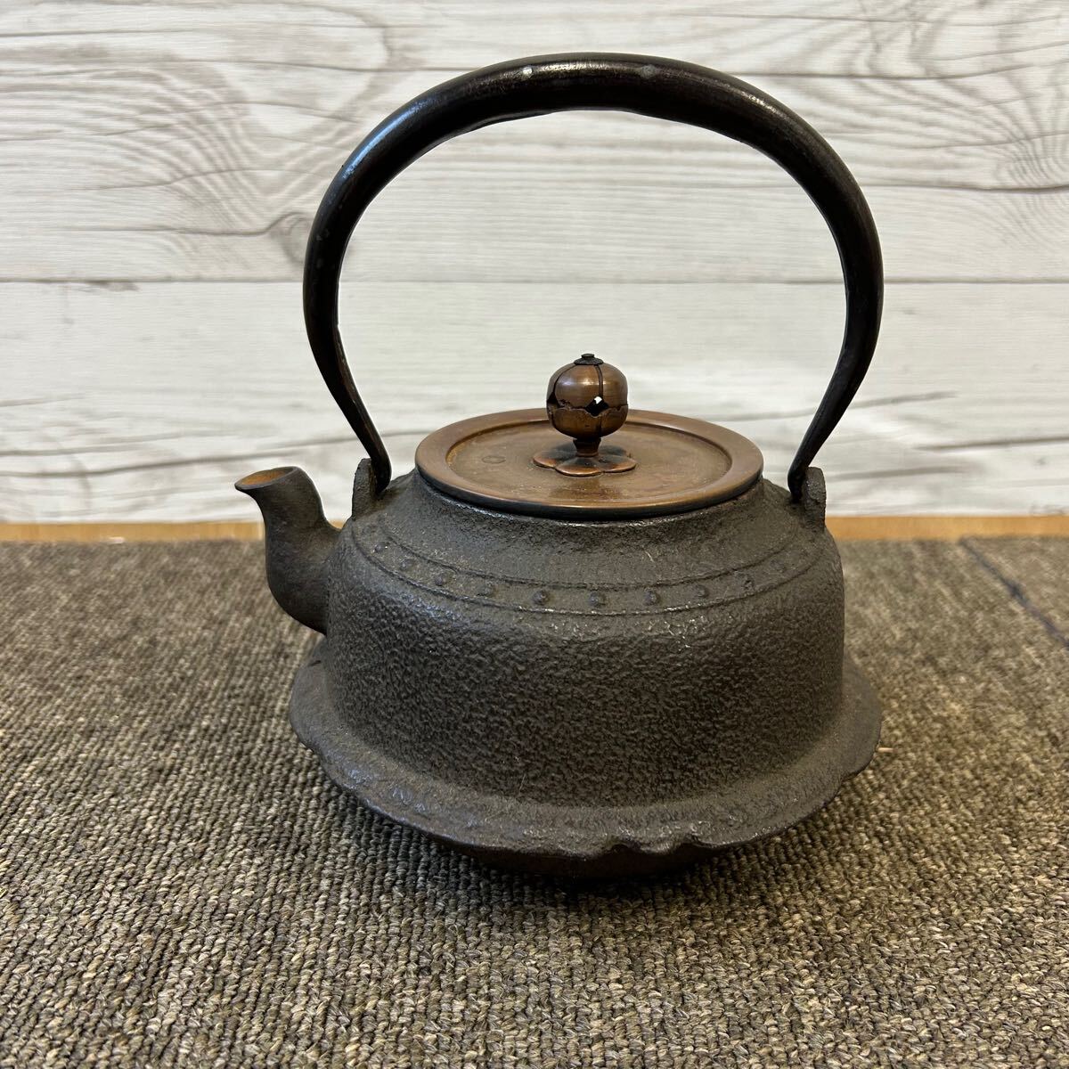 ファッションの 小振 銅蓋 亀文堂 金属工芸 南部鉄瓶 煎茶道具 龍文堂 銅蓋 鉄瓶 鉄瓶