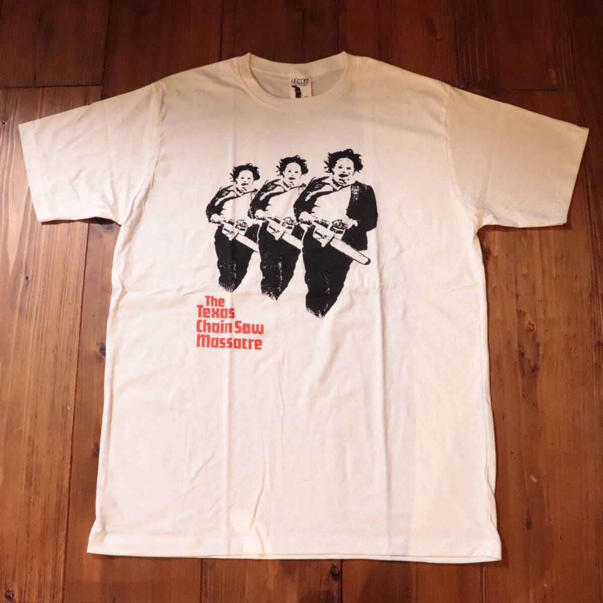 【訳あり】新品 白 XLサイズ●テキサスチェーンソー/悪魔のいけにえ 半袖Tシャツ//アウトレット B品 SALE バンド ロック 映画