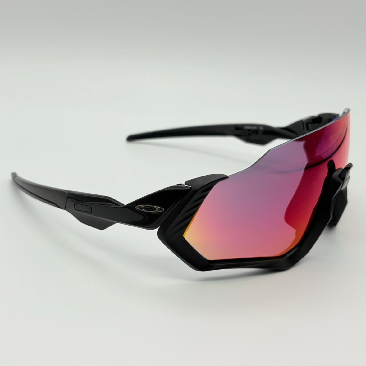 オークリー OAKLEY 未使用 サングラス oo9126f 黒 プリズム オークリー OAKLEY 未使用 サングラス oo9126f 黒 プリズム
