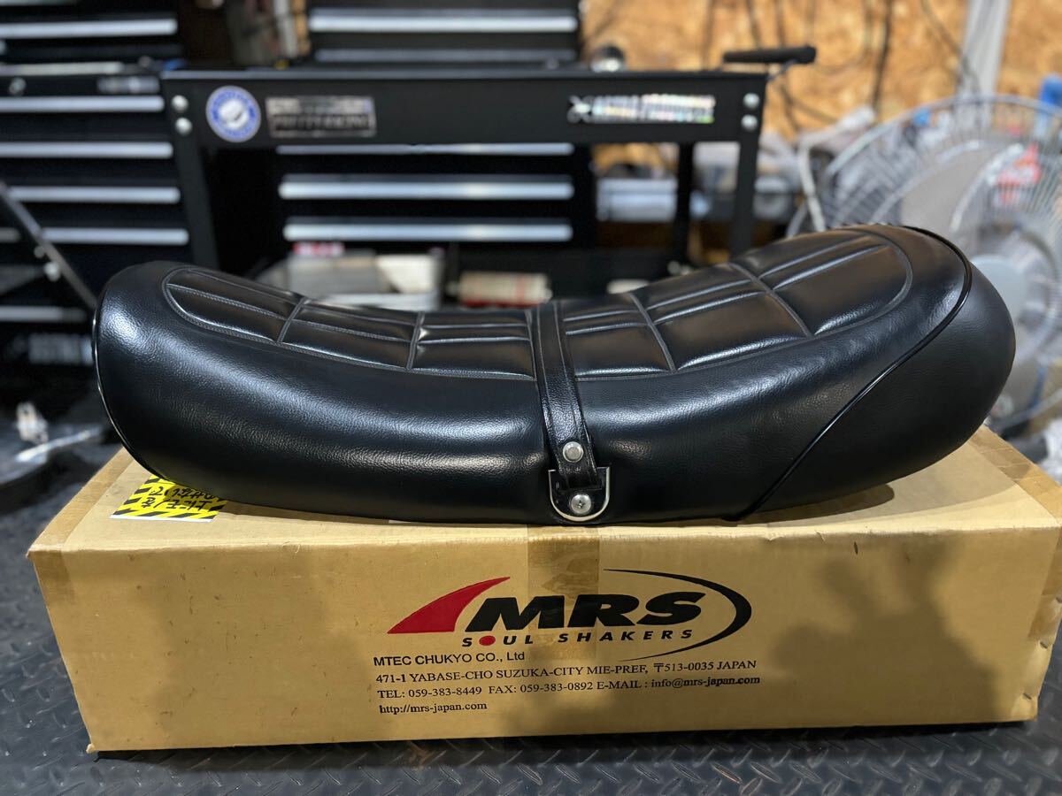 Z1/Z2/KZ☆バナナシート/MRS☆750RS Yahoo!オークション - バナナシート Z1 Z2 MRS製 エムテック中京
