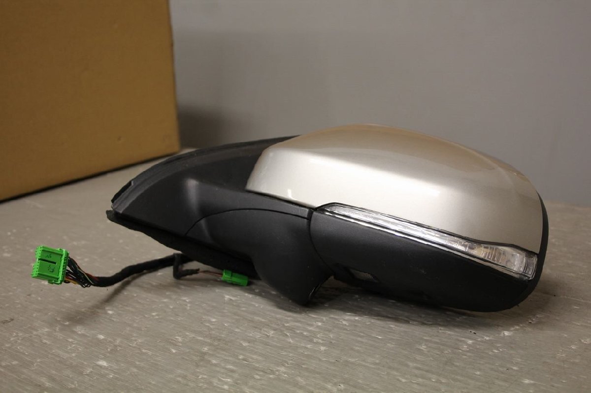 ボルボ V60 (FB4164T) 純正 左 ドアミラー 電格 16P＋2P ウィンカー ウェルカムランプ カメラ 左ミラー p049413